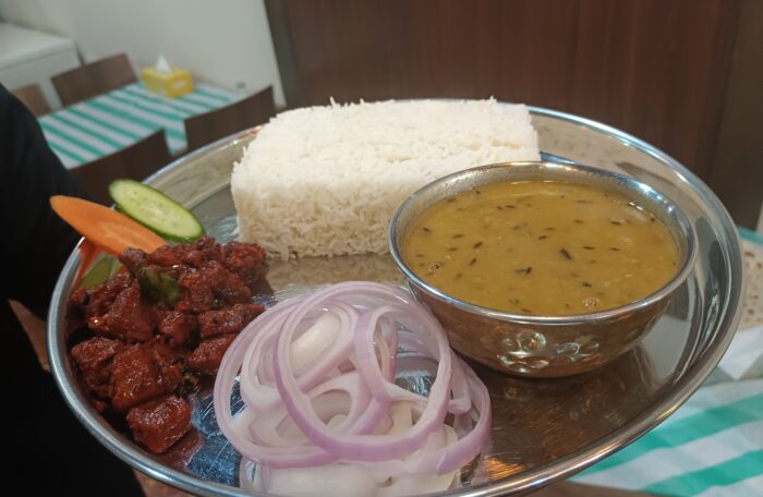 RICE COMBO+KHATTI DAAL+TALAHUA GOSHT